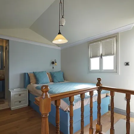 34apts - Furnished Townhouse With Sea Views Holiday home Izmir